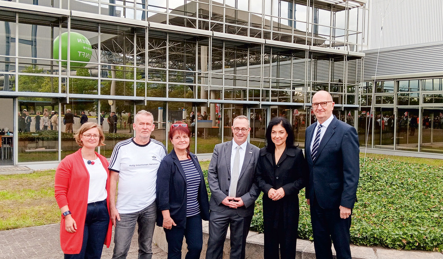 Wirtschaftsminis­terin Katherina Reiche zu Besuch bei LEAG im August: ­Ausschrei­bungen für Anfang 2026 ver­sprochen.