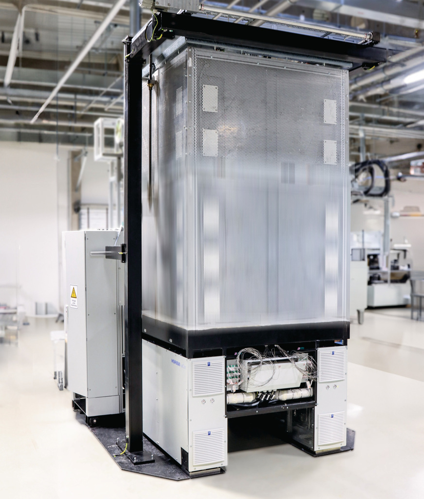 Mehrfachfügemaschine von Horiba