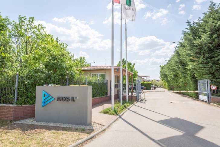 Kernkraftwerk in der Nähe der Stadt Paks