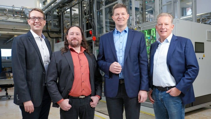 Nach Entlassungen bekommt Hydrogenious neues Geld und ein neues Führungsteam