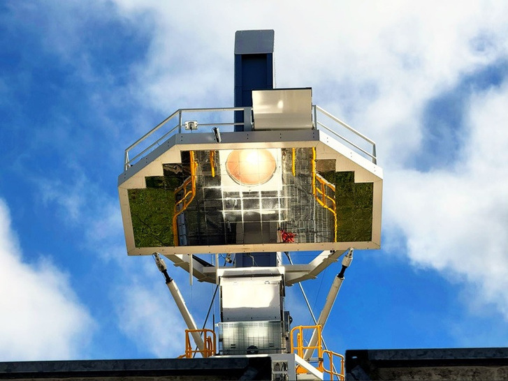 Der Beam-down-Reaktor des CSIRO eröffnet neue Möglichkeiten für die Forschung und Entwicklung im Bereich der konzentrierten Solarenergie.