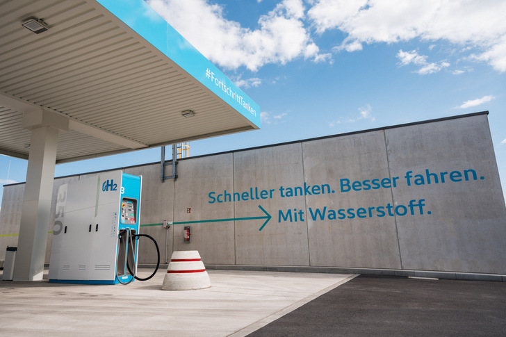 Operators of hydrogen refueling stations can now make use of H2 Mobility’s GHG quota service if required.