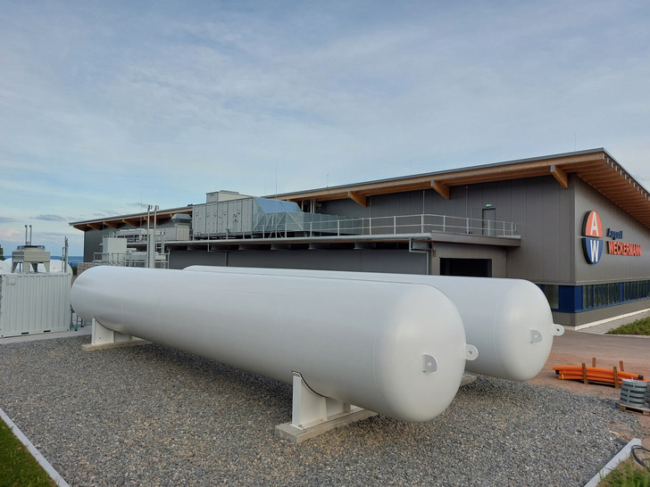 Wasserstofftanks am Standort von August Weckermann.