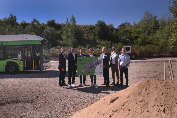 Das Projekt entsteht auf dem Gelände des künftigen Aus- und Weiterbildungszentrums für klimaneutrale und digitale Mobilität (AWM) an der Peterheide.