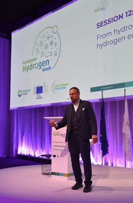 Jorgo Chatzimarkakis, CEO von Hydrogen Europe, war sehr präsent