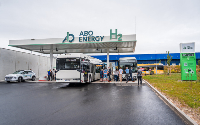 Presseevent und erstes öffentliches Tanken in Hünfeld.