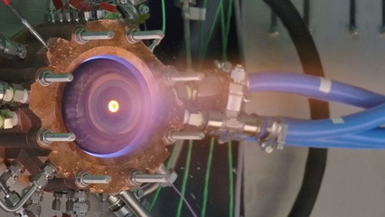 At the Technical University of Dresden, a rotating detonation combustion chamber was developed for long-term operation—without a nozzle segment.